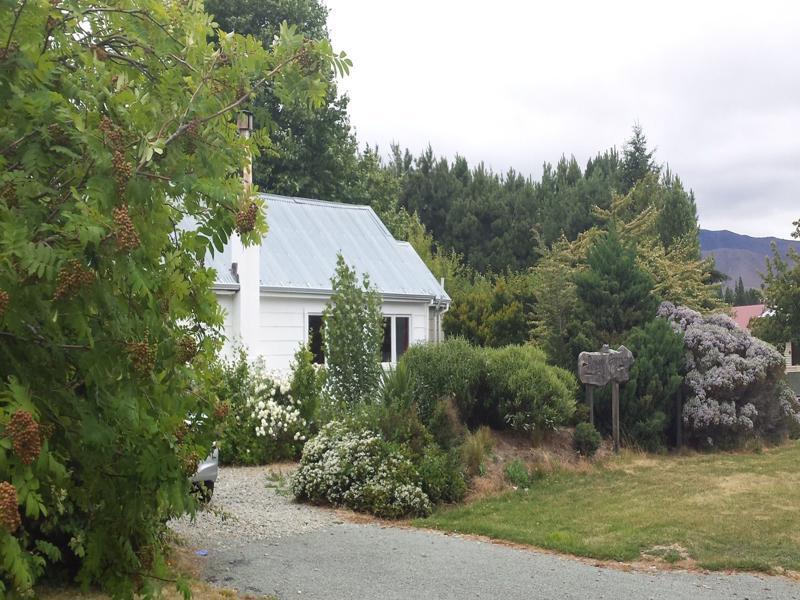 Lake Tekapo Cottages Exterior photo